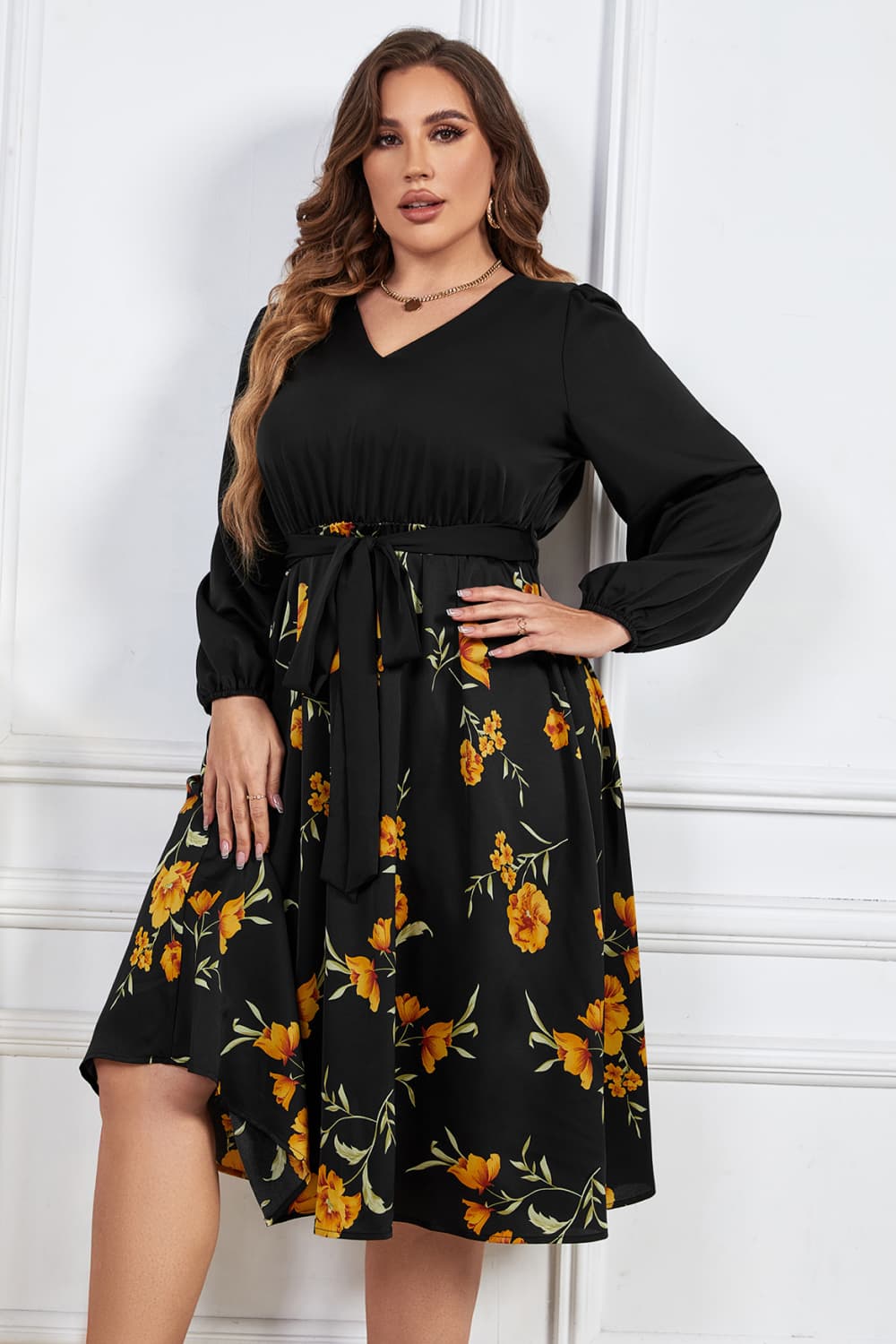 Plus Size Floral Print Tie Belt V-Neck Balloon Sleeve Midi Dress